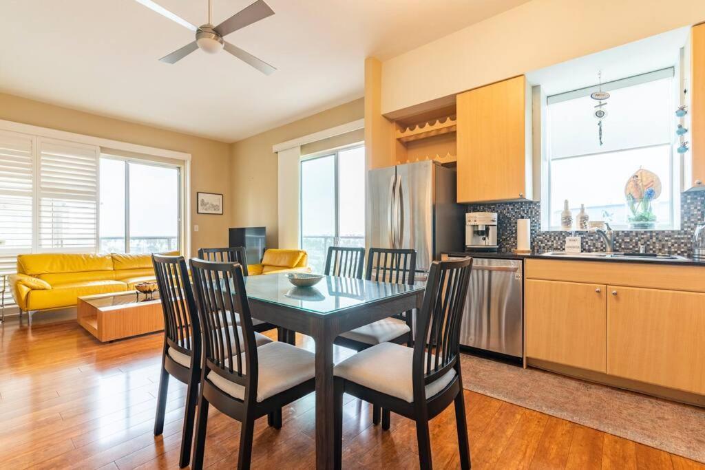 A Corner Unit With Ocean Views From Every Room Long Beach Luaran gambar