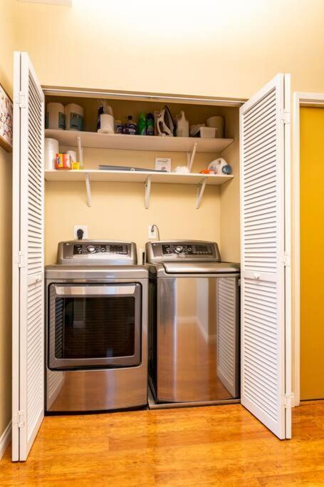 A Corner Unit With Ocean Views From Every Room Long Beach Luaran gambar