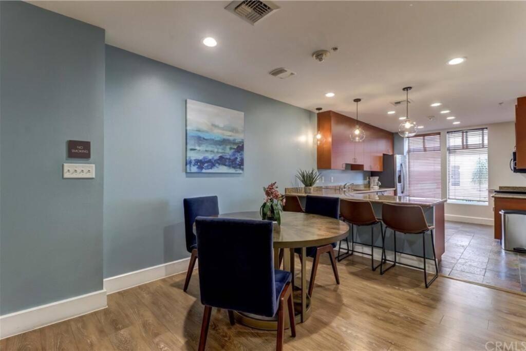 A Corner Unit With Ocean Views From Every Room Long Beach Luaran gambar