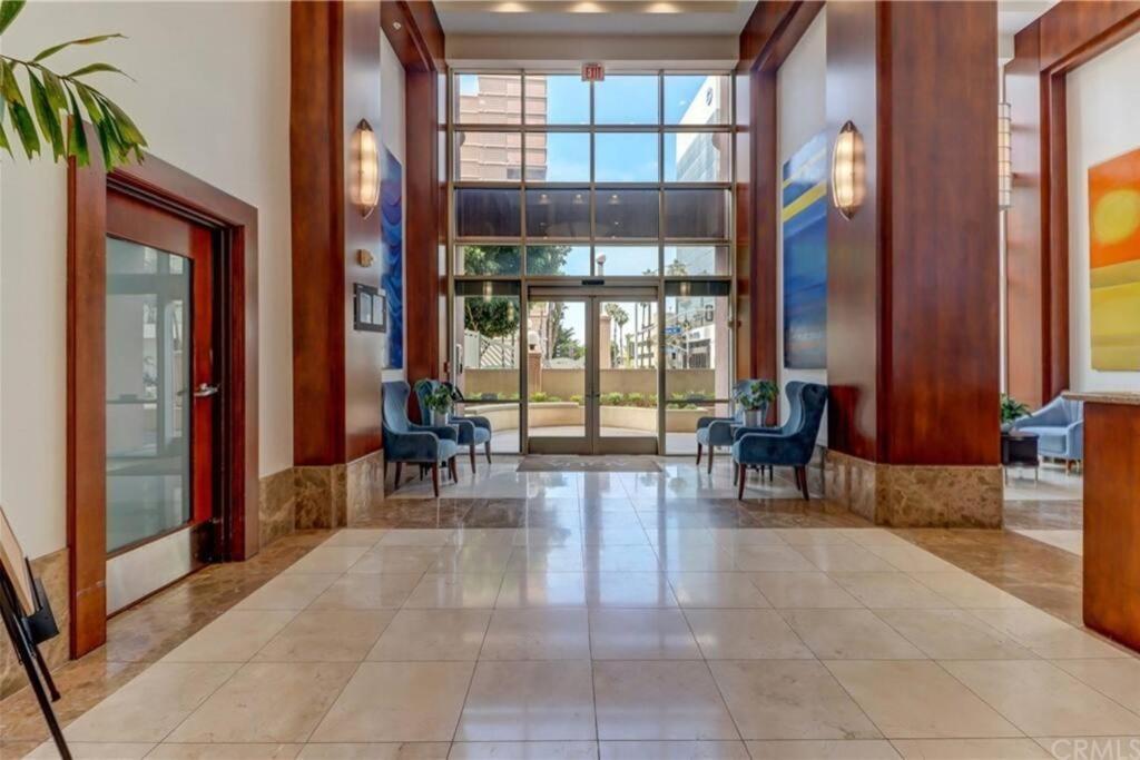 A Corner Unit With Ocean Views From Every Room Long Beach Luaran gambar